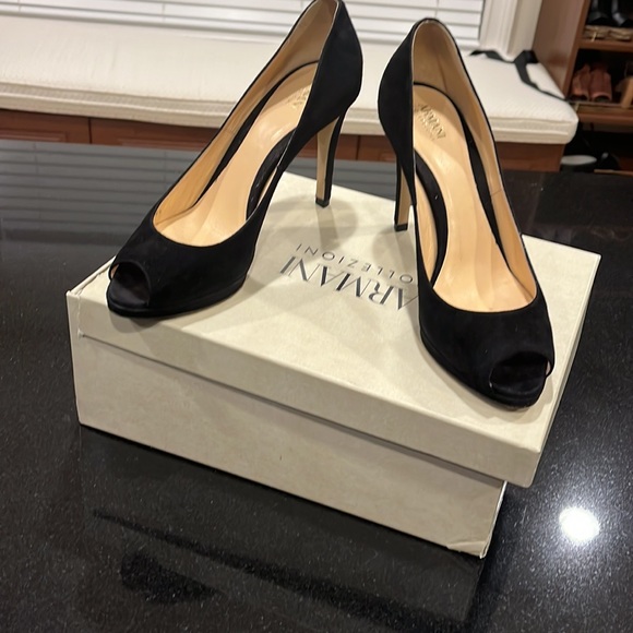 ARMANI- peep toe shoes size 38.5 - Picture 3 of 9
